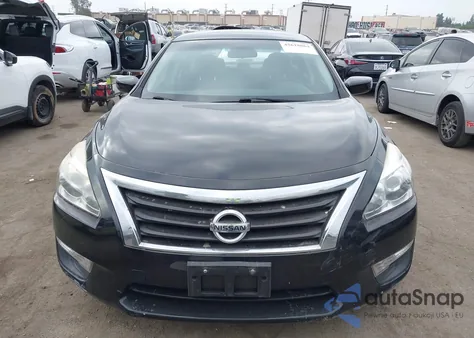 2015 Nissan Altima 2.5/2.5 S/2.5 Sl/2.5 Sv z USA, uszkodzony, nr VIN 1N4AL3AP8FC442434